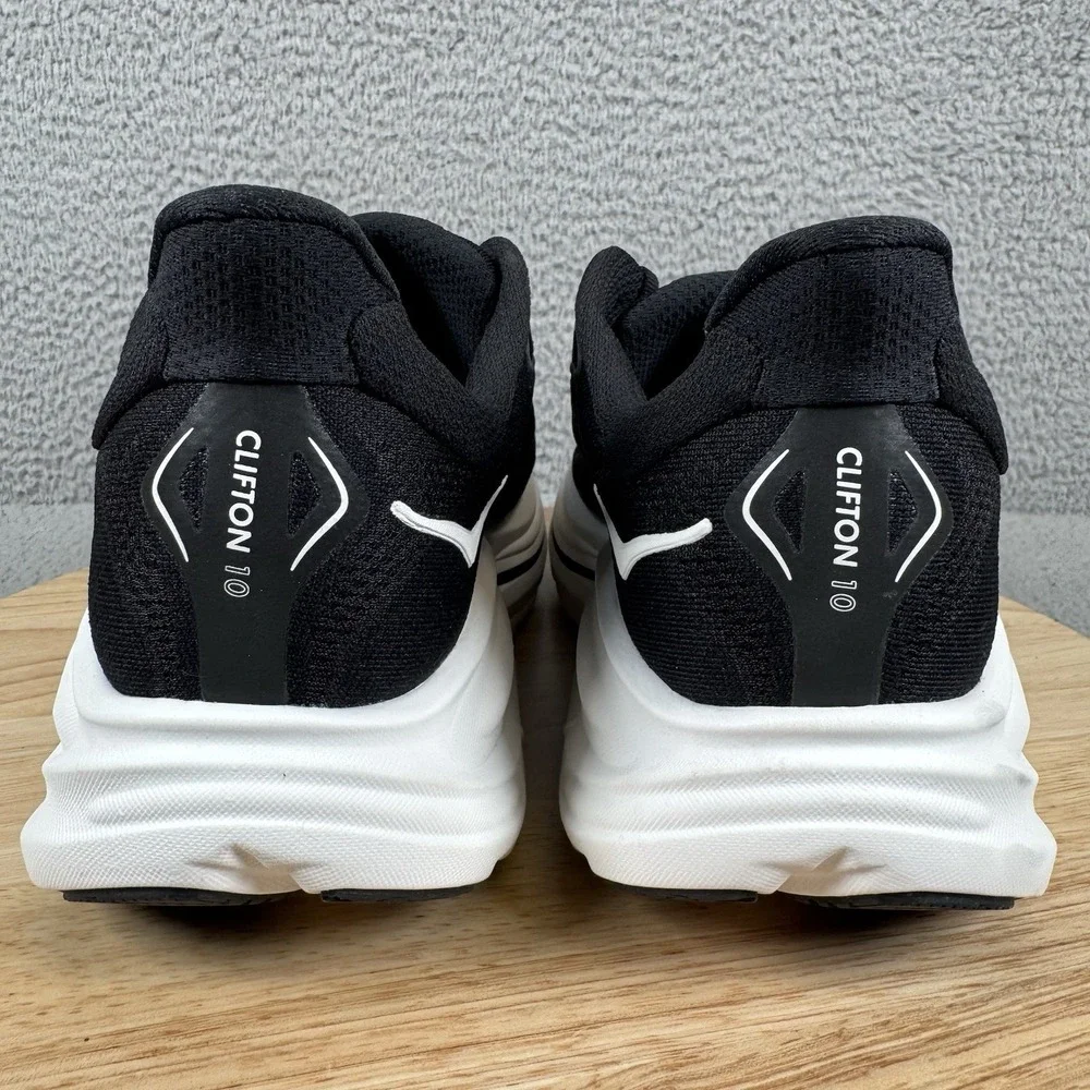 Hoka One One Clifton 10 Mens Size 9 EE Wide Black White Running Shoes Sneakers‎